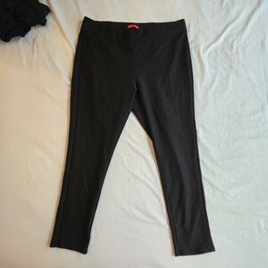 MAZE Collection 3X Cropped Black Pants